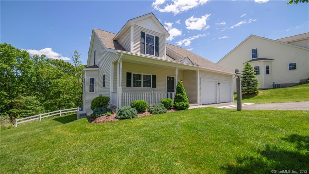 520 Heatherwood Ct unit 520, Oxford, CT 06478 - photo 1