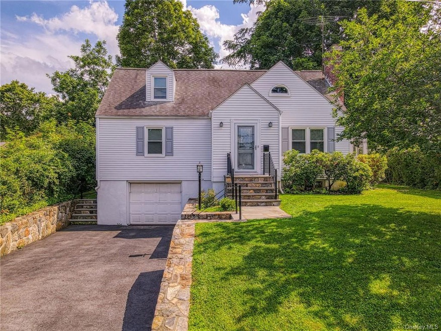 162 Union Ave, Tarrytown, NY 10591 - photo 1