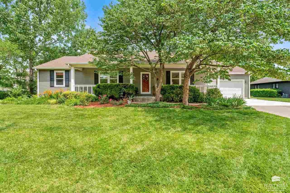 1724 Little Kitten Ave, Manhattan, KS 66503 - photo 1