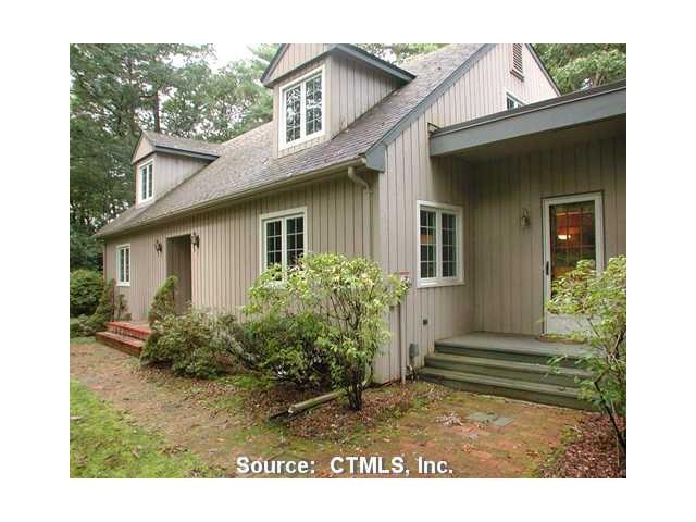 11 Pondside Ln, West Simsbury, CT 06092 - photo 1