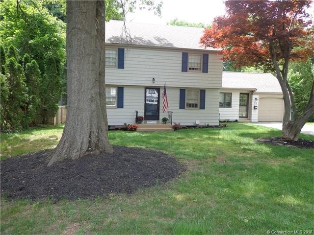 72 Hartwell Rd, West Hartford, CT 06117 - photo 1