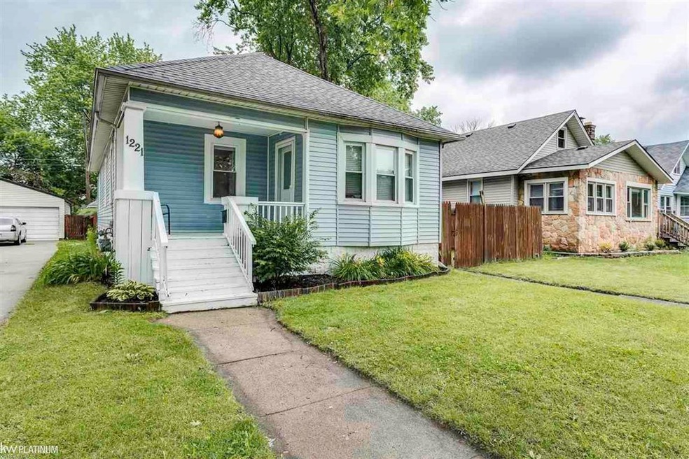 1221 Minnie St, Port Huron, MI 48060 - photo 1