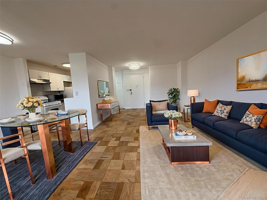 Parkville House unit 7B, White Plains, NY 10603 - photo 1