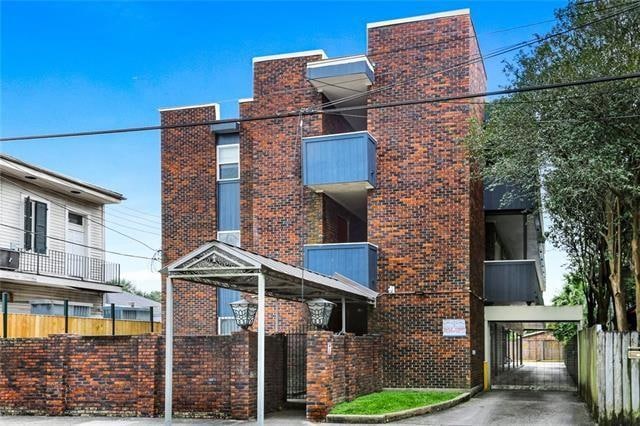 723 Adams St unit 201, New Orleans, LA 70118 - photo 1