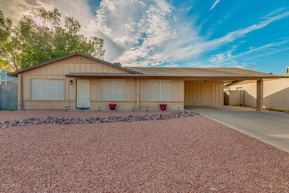 Beautiful 3 Bedroom Home in Phoenix