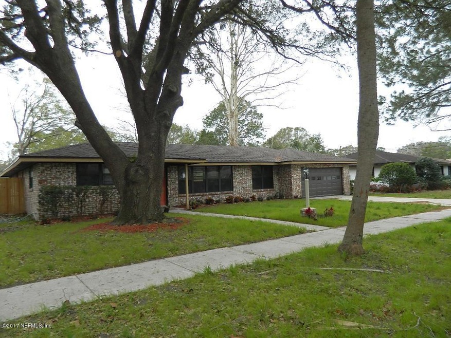 8166 Veracruz Dr, Jacksonville, FL 32211 - photo 1