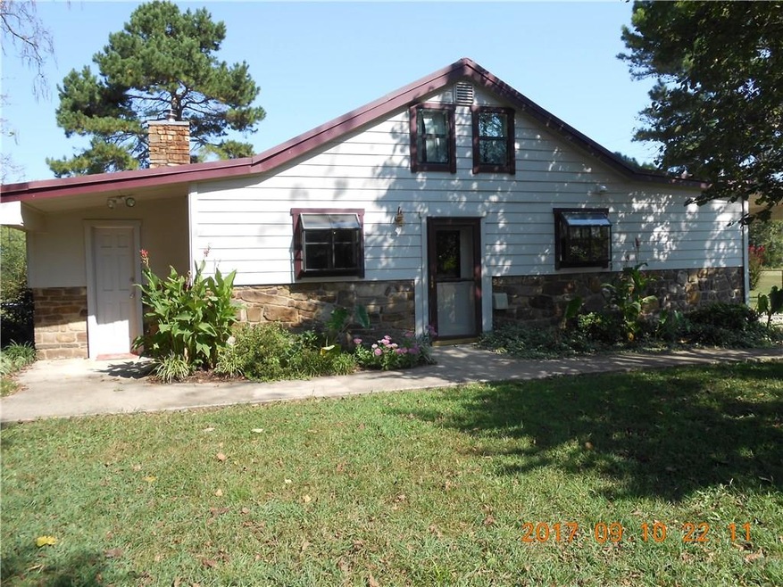 16116 E Black Oak Rd, Fayetteville, AR 72701 - photo 1