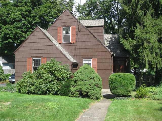 8 Cottage Ave, West Hartford, CT 06107 - photo 1