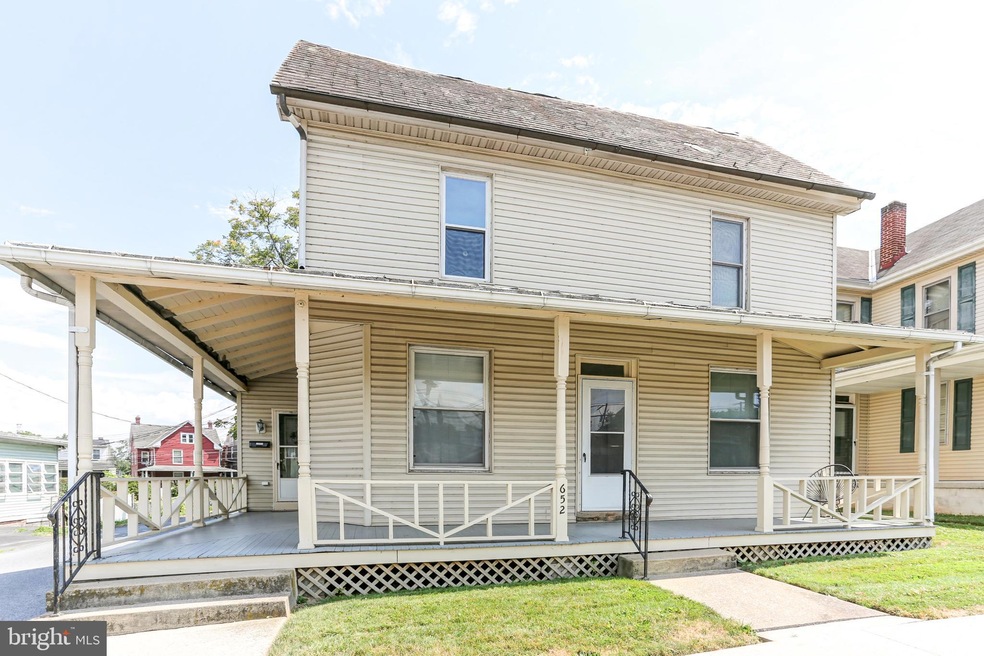 652 Market St, Lemoyne, PA 17043 - photo 1