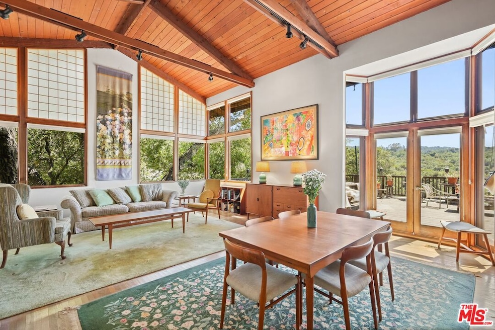 Sold $1,685,000 • Co-Listing Agent