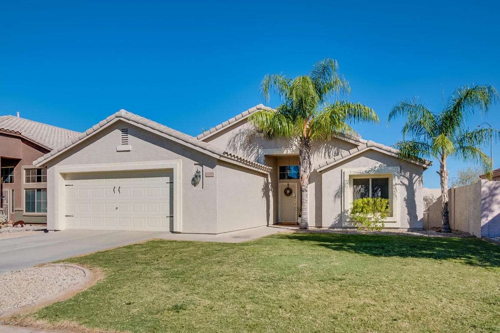 Lovely 2 Car Garage Home