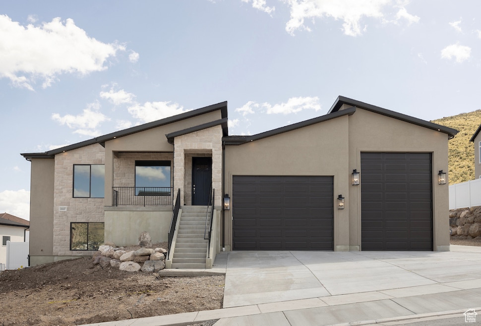 Pending $1,124,900 • Co-Listing Agent