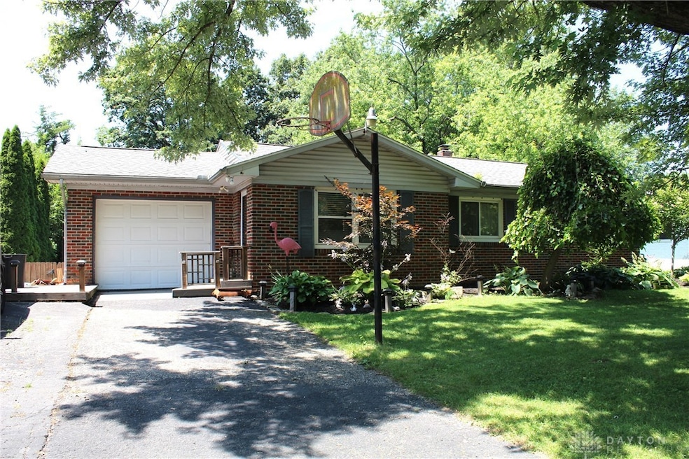Pending $185,000 • Co-Listing Agent