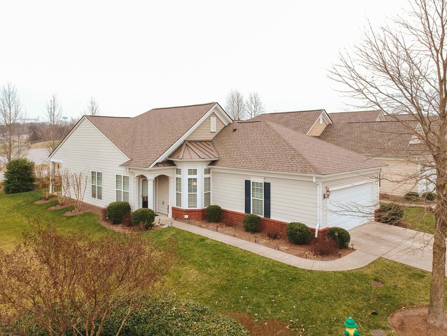 Welcome to 198 Old Towne Dr in desirable Del Webb community! 