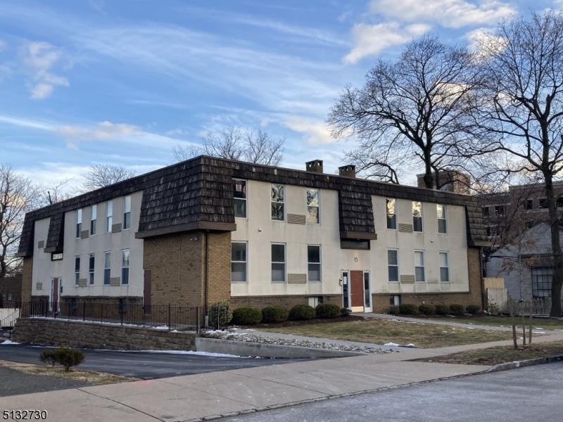 15 Forest St unit 8, Montclair, NJ 07042 - photo 1