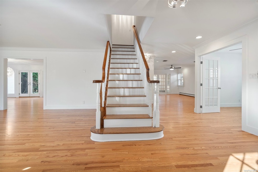 285 Blackheath Rd unit House, Lido Beach, NY 11561 - photo 1