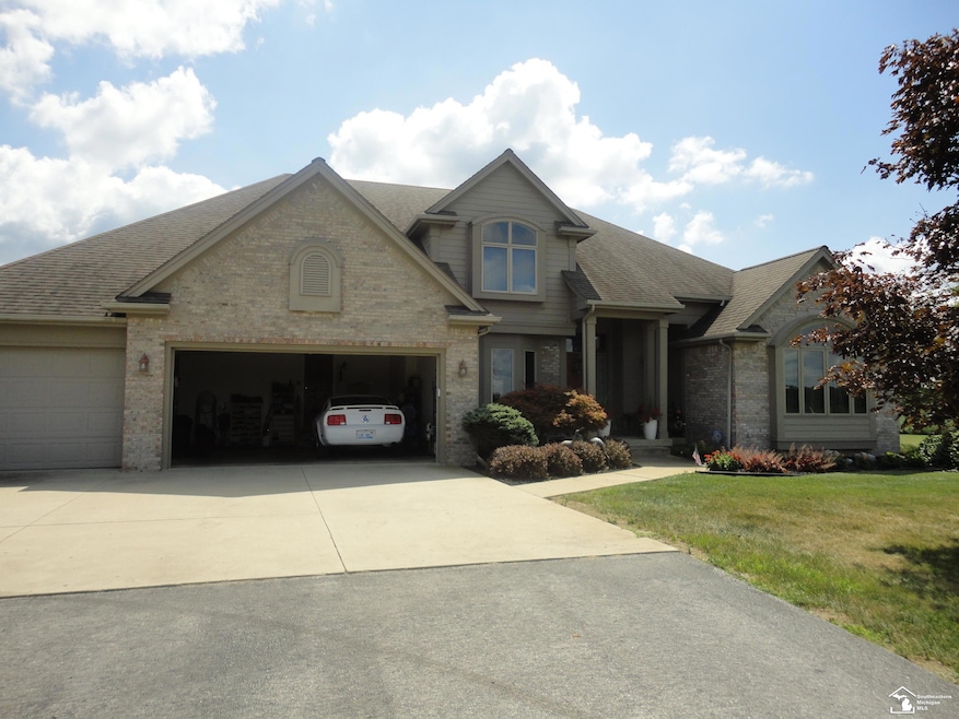 1461 W Rauch Rd, Temperance, MI 48182 - photo 1