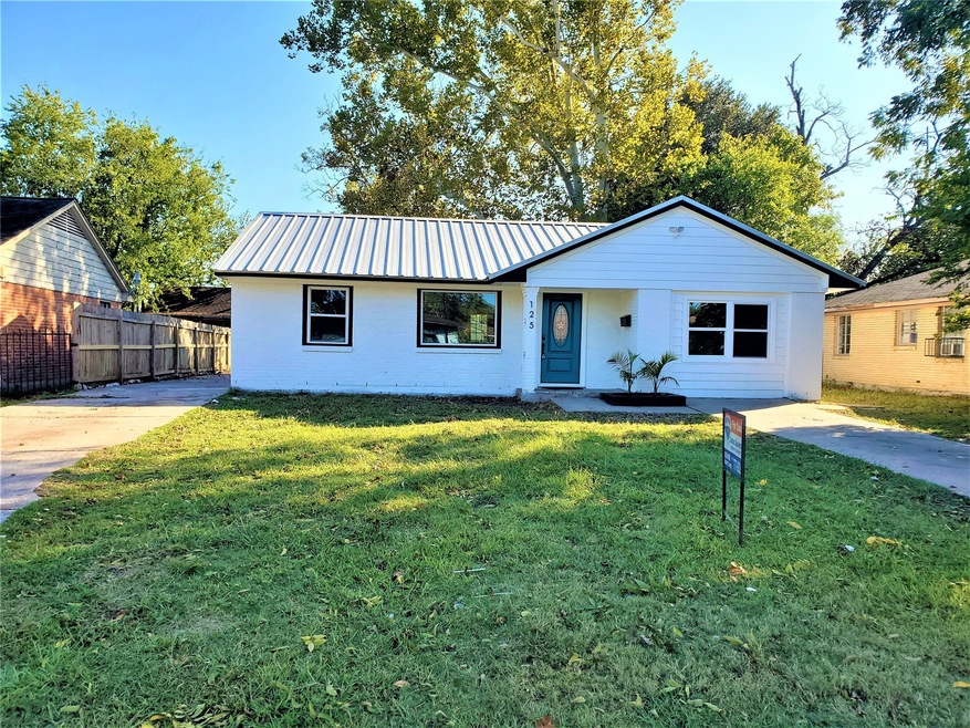 125 Red Ripple Rd, Houston, TX 77076 - photo 1