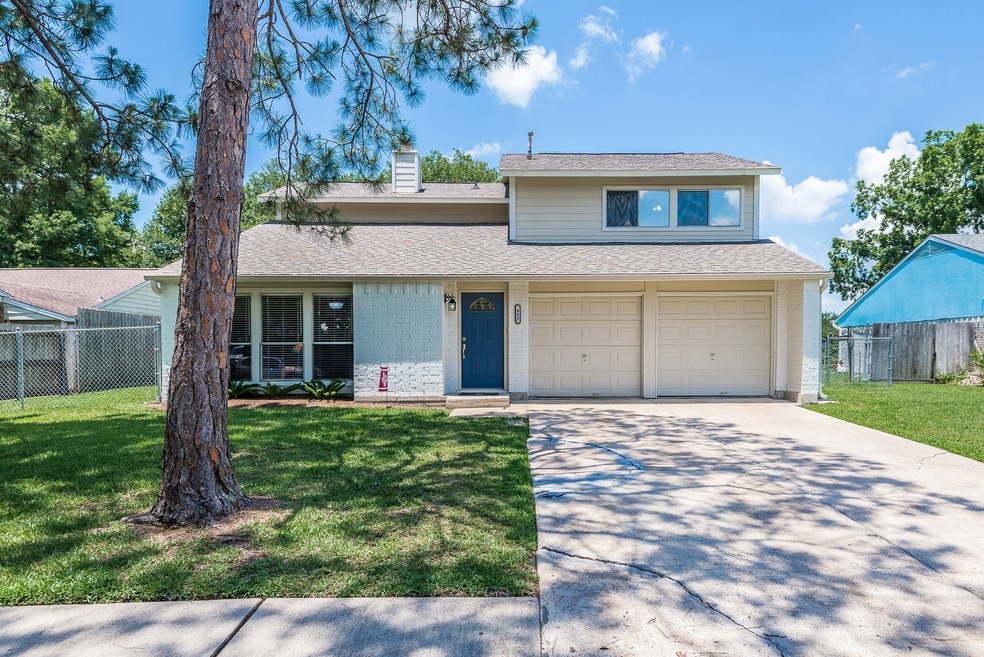 440 Gleneagles Dr, Friendswood, TX 77546 - photo 1