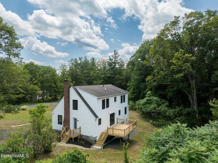 820 E Guinea Rd, Williamsburg, MA 01096 - photo 1