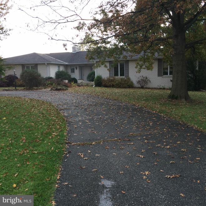 2888 Philadelphia Ave, Chambersburg, PA 17201 - photo 1