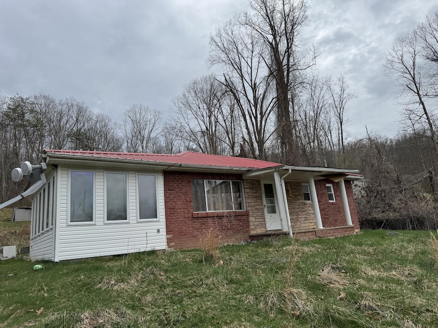 48 Papaw Ln, Charleston, WV 25320 - photo 1