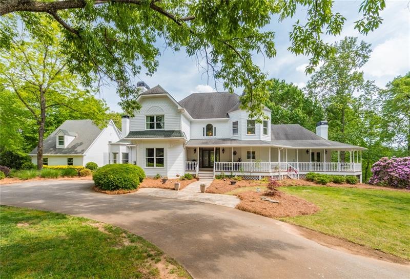 Picturesque estate home on 7.5 +/- private acres o