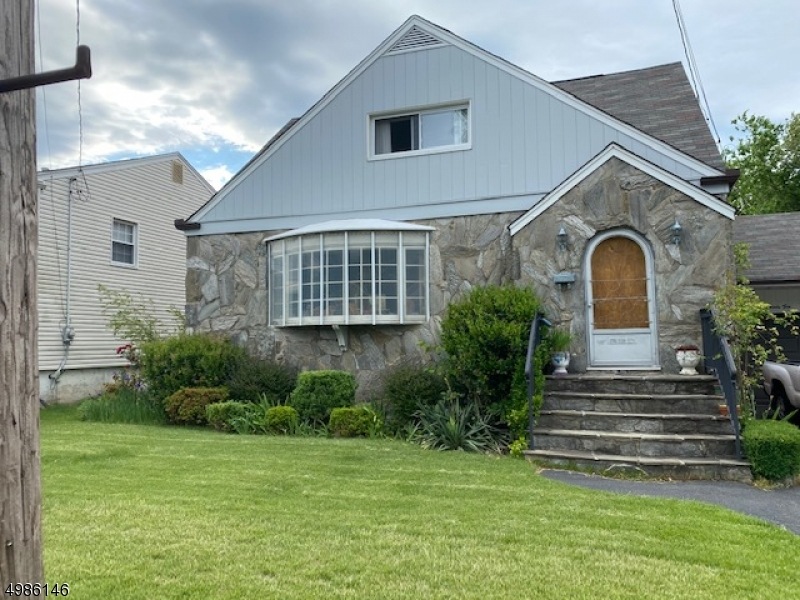 872 Lafayette Ave, Union, NJ 07083 - photo 1