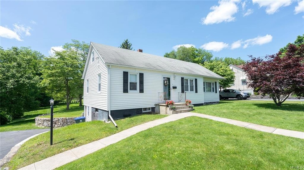 7 Pond Rd, Walden, NY 12586 - photo 1