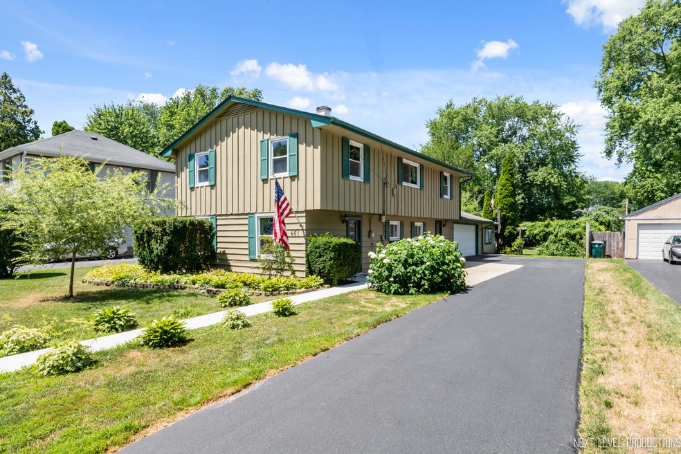 461 Cleveland Ave, Batavia, IL 60510 - photo 1