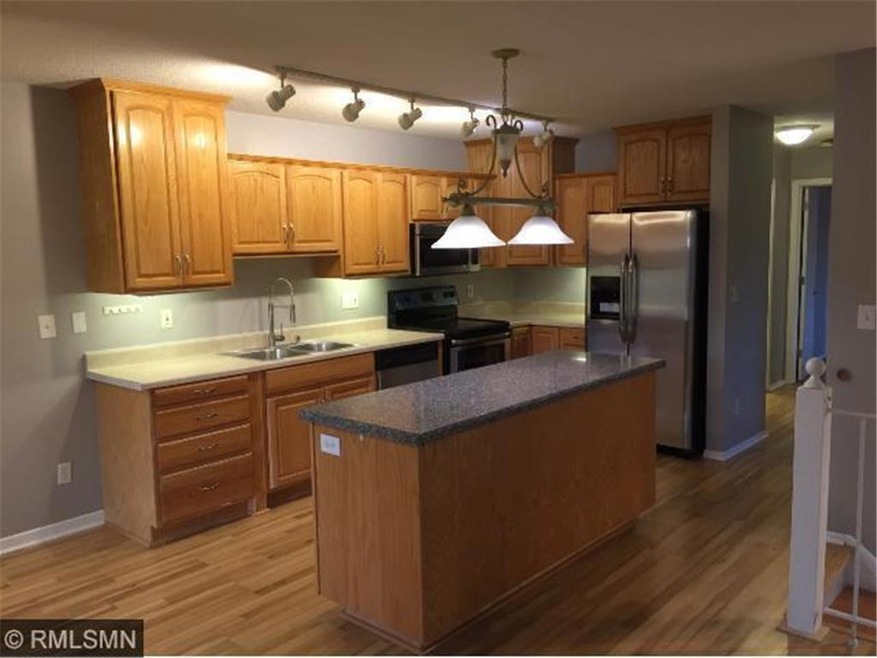 Updated kitchen, granite center island; new counte