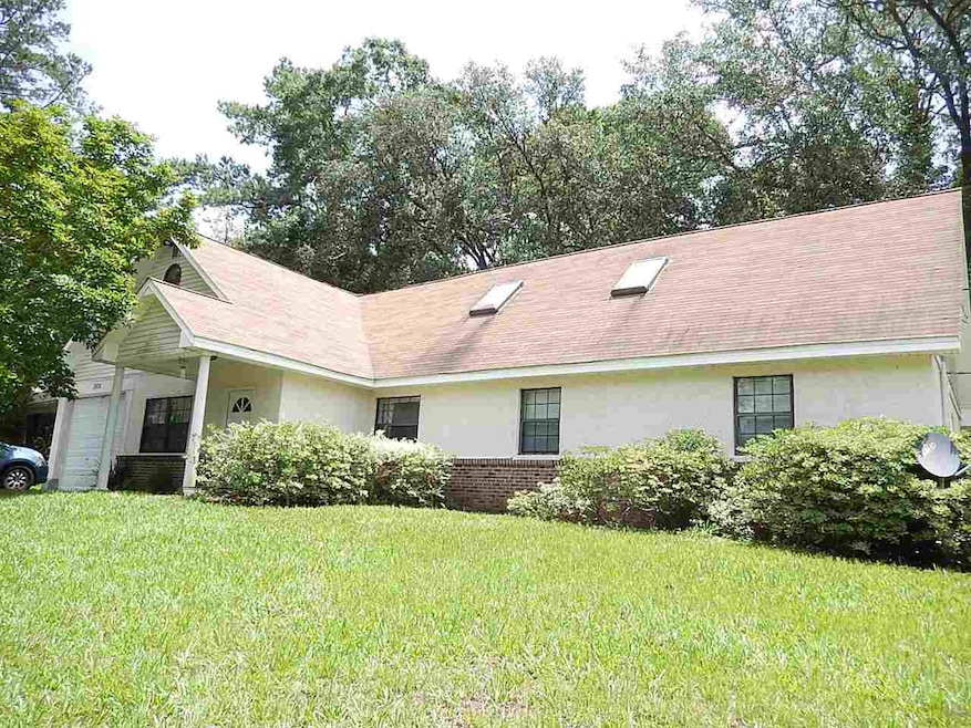 1105 Cuerno St, Tallahassee, FL 32304 - photo 1