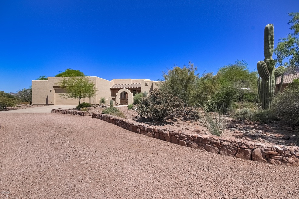 5060 E Scenic St-1