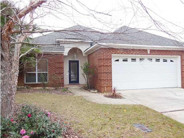 Wonderful patio home - truly move-in ready.