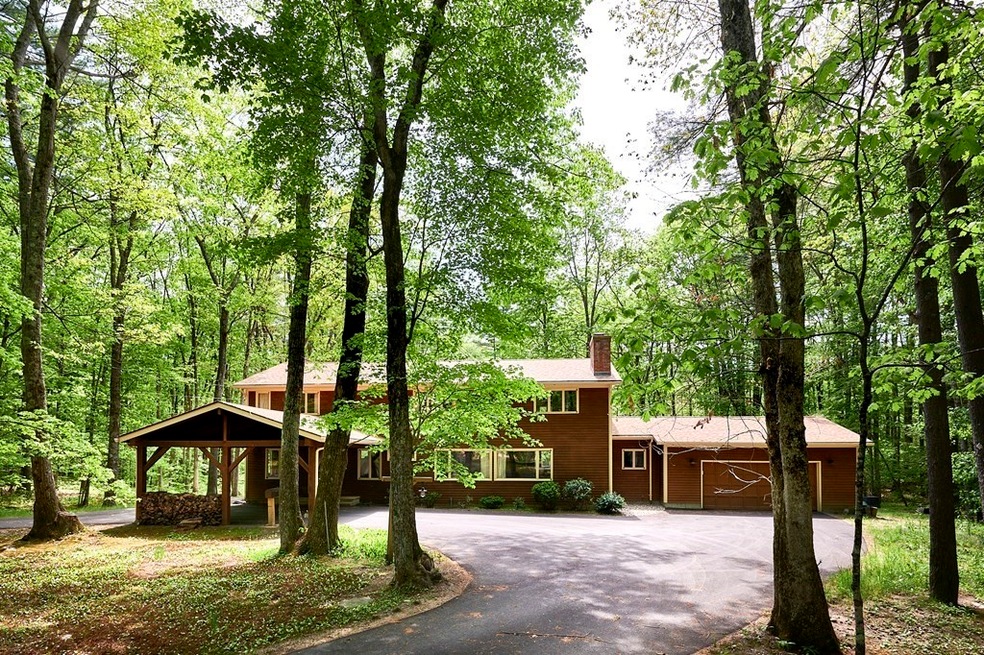 64 Cushman Rd, Amherst, MA 01002 - photo 1