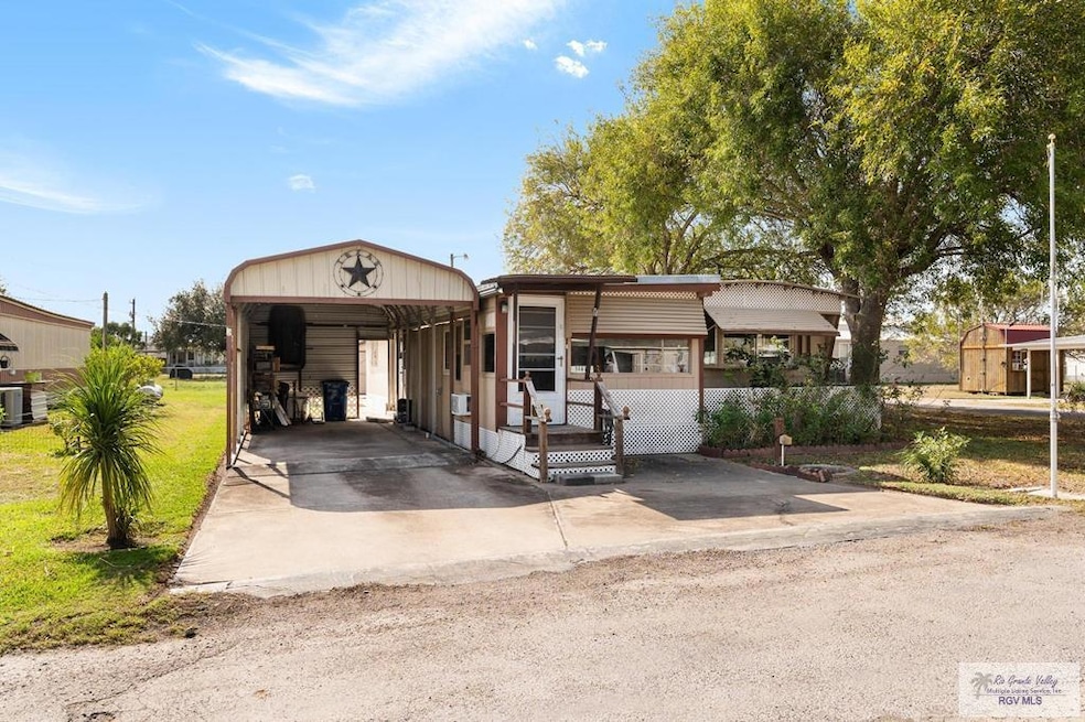 14610 Oak St, Harlingen, TX 78552 - photo 1