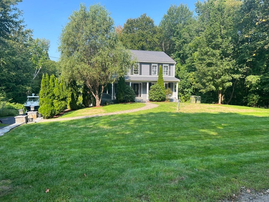 27 Westview Dr, Oxford, MA 01540 - photo 1