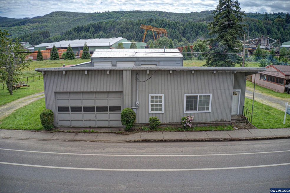 1318 Main St, Lyons, OR 97358 - photo 1