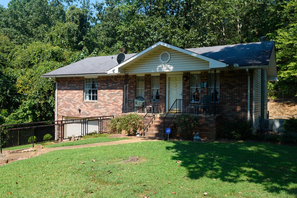 501 N Haven Ln