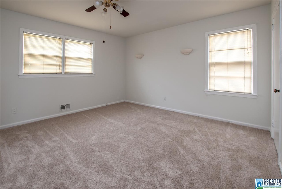 2809 9th St NE, Center Point, AL 35215 - photo 1