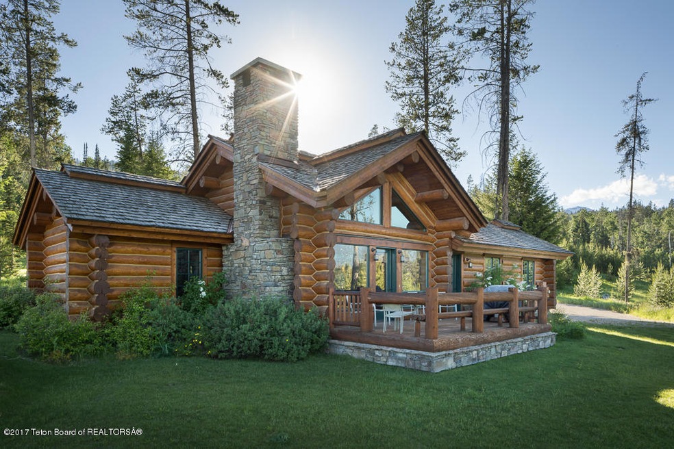 Exterior - Guest House - Tract 13