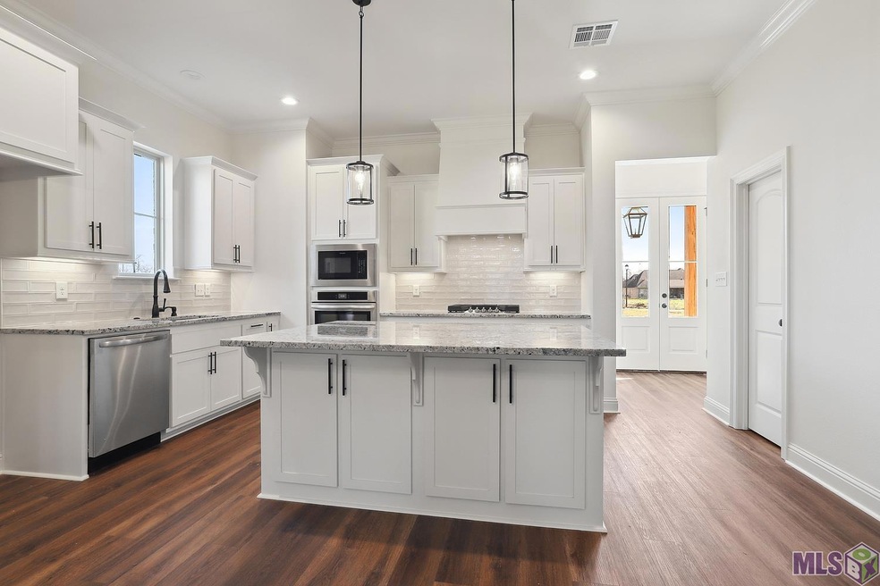 12115 Clare Ct, Geismar, LA 70734 - photo 1