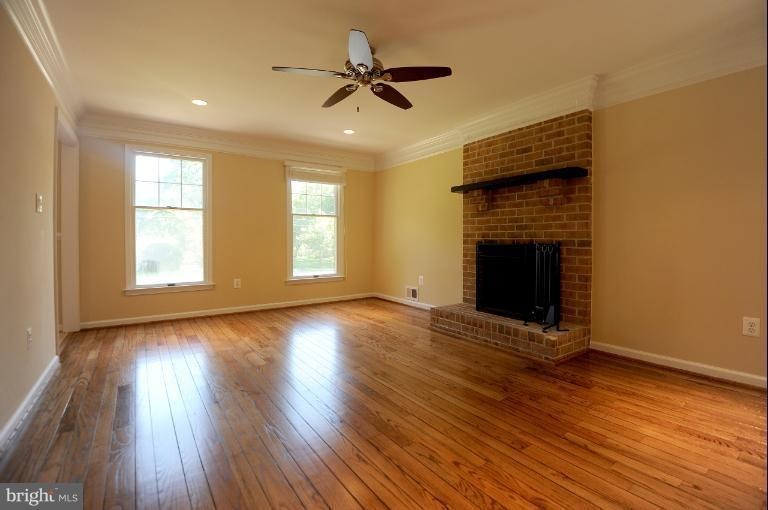 8612 Fort Hunt Rd, Alexandria, VA 22308 - photo 1