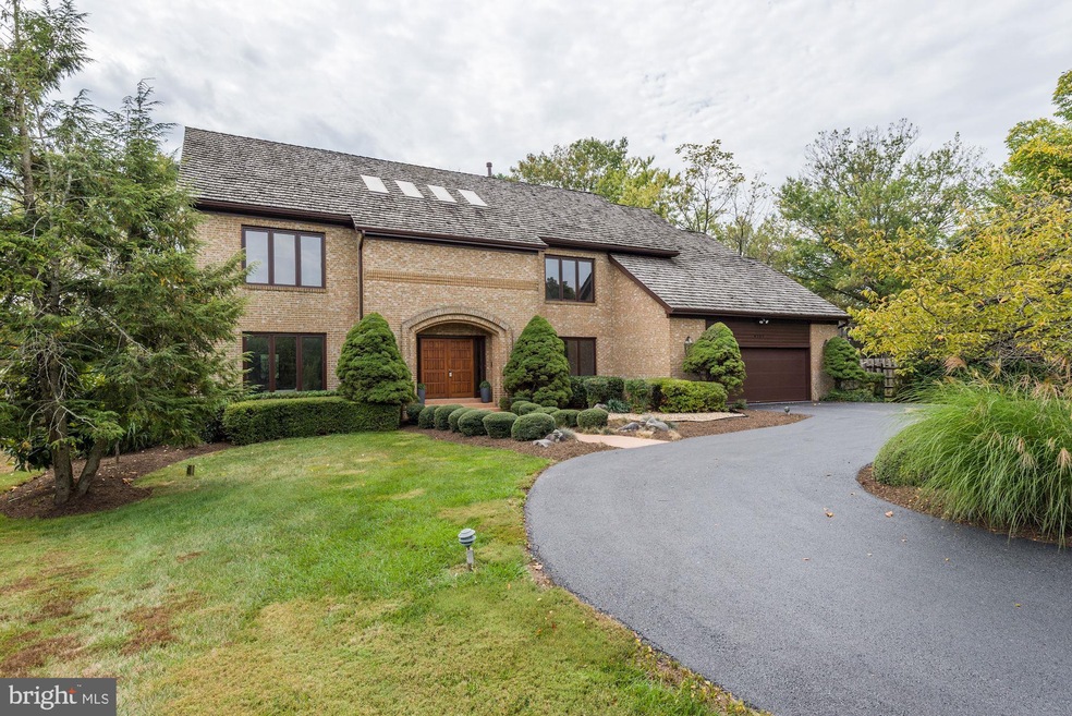 9727 Conestoga Way, Potomac, MD 20854 - photo 1