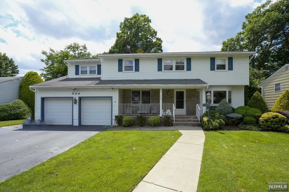 5-04 Dorothy St unit 1X, Fair Lawn, NJ 07410 - photo 1