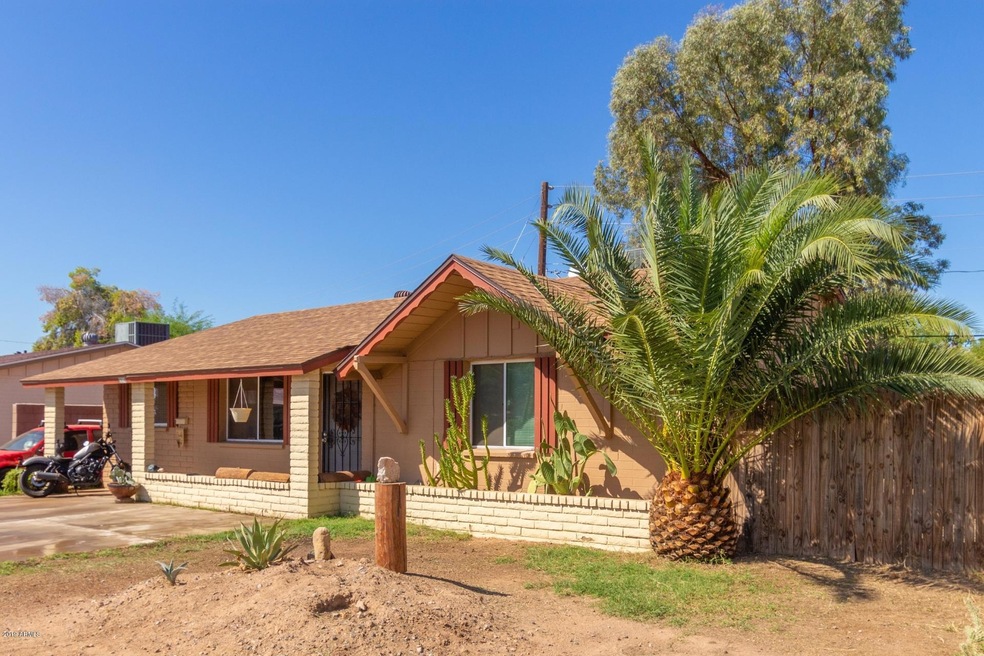 2214 N 48th Dr, Phoenix, AZ 85035 - photo 1