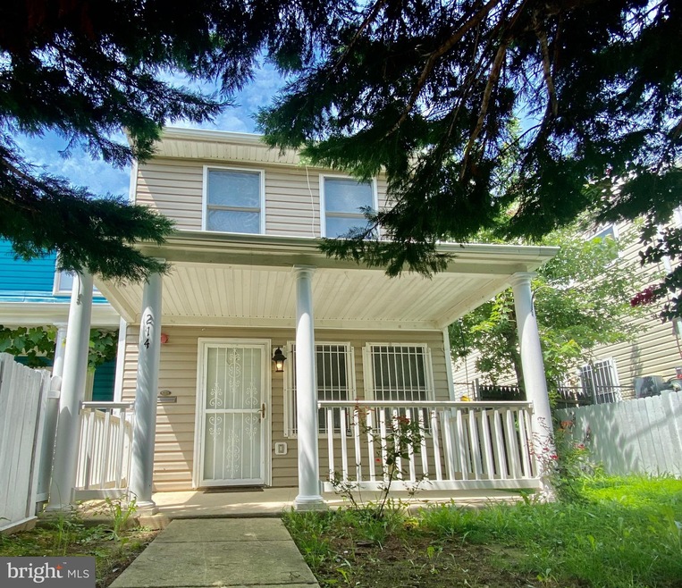 214 55th St NE, Washington, DC 20019 - photo 1