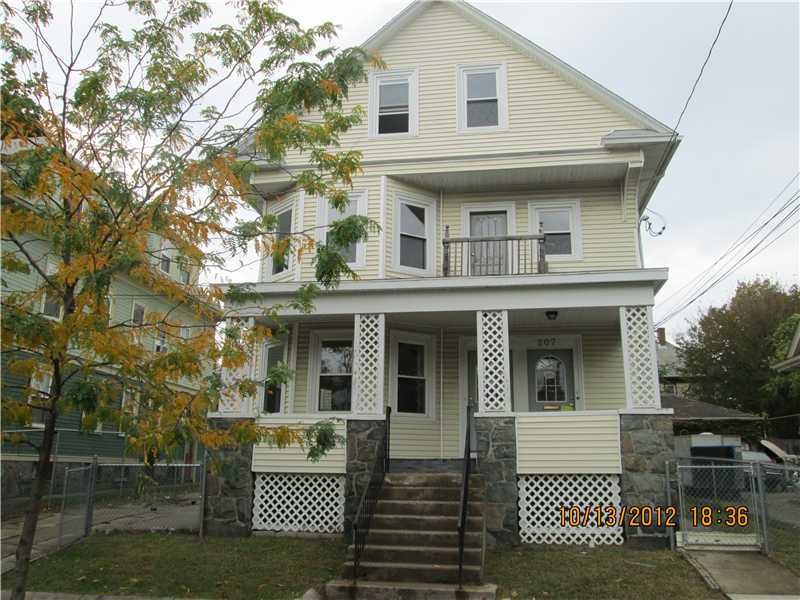 207 Sumter St, Providence, RI 02907 - photo 1