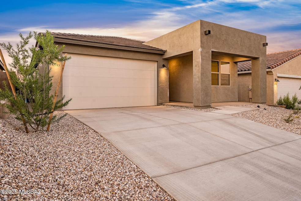 3-web-or-mls-12745 E Tortoise Point Dr -