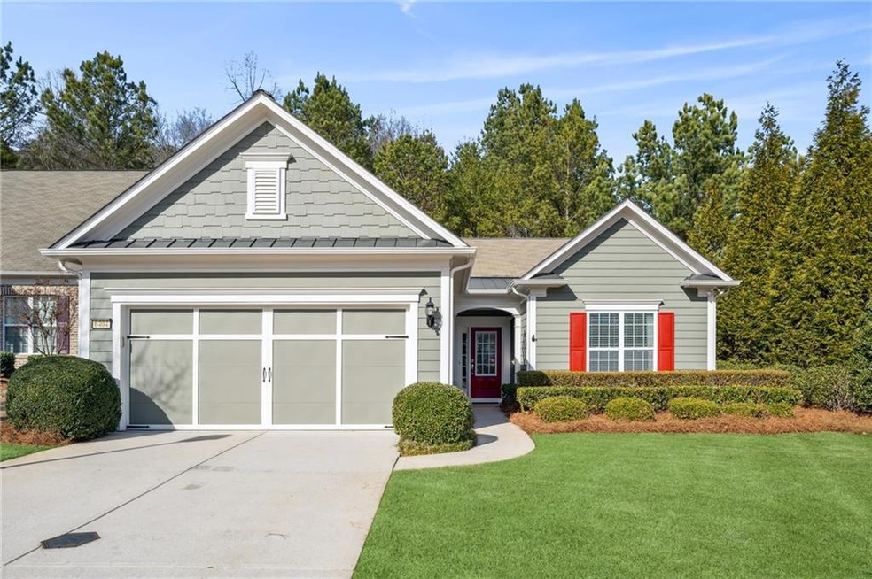 View of front of house featuring a garage and a fr